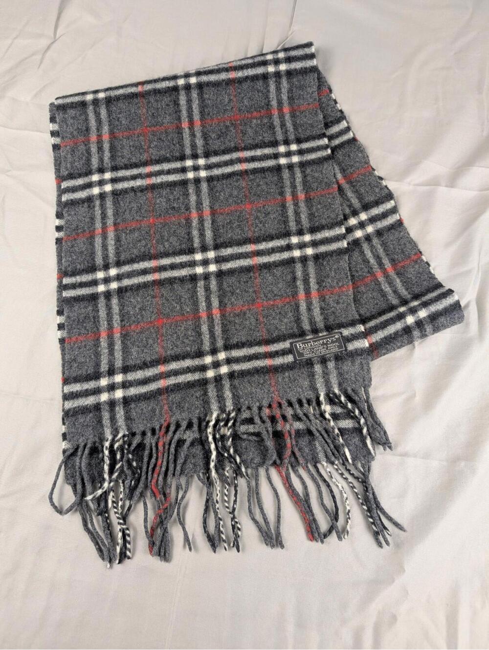 Vintage Burberry of London 100% Lambs Wool Scarf Gray Red Black White Burberrys